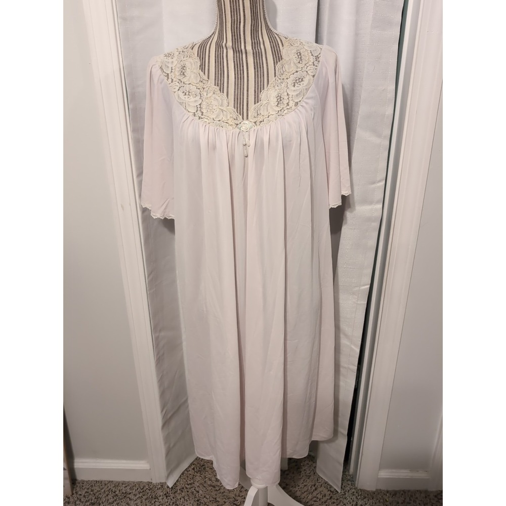 Vintage Shadowline Long Pale Pink Nightgown Floral Lace Soft Smooth Size‎ Large